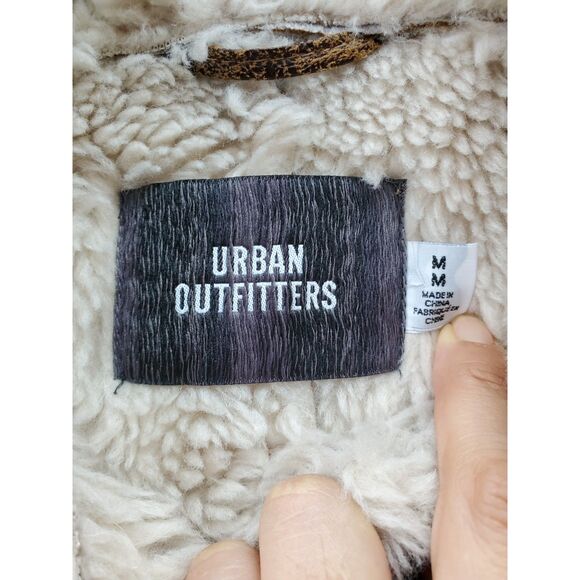 Urban Outfitters Unisex M Leigh Jacket SherpaLined Faux Suede Penny Lane Y2K EUC - Picture 4 of 15